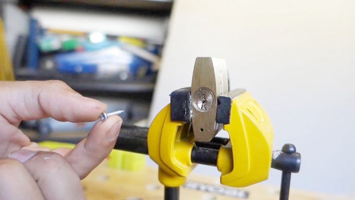 Как вытащить обломок ключа из замка ключ в замке,мастер на все руки,полезные советы