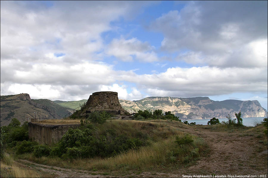 Заброшенная 19-я орудийная батарея