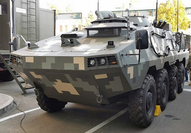 Единственный опытный образец БТР-60ХМ "Хорунжий" отправлен на фронт