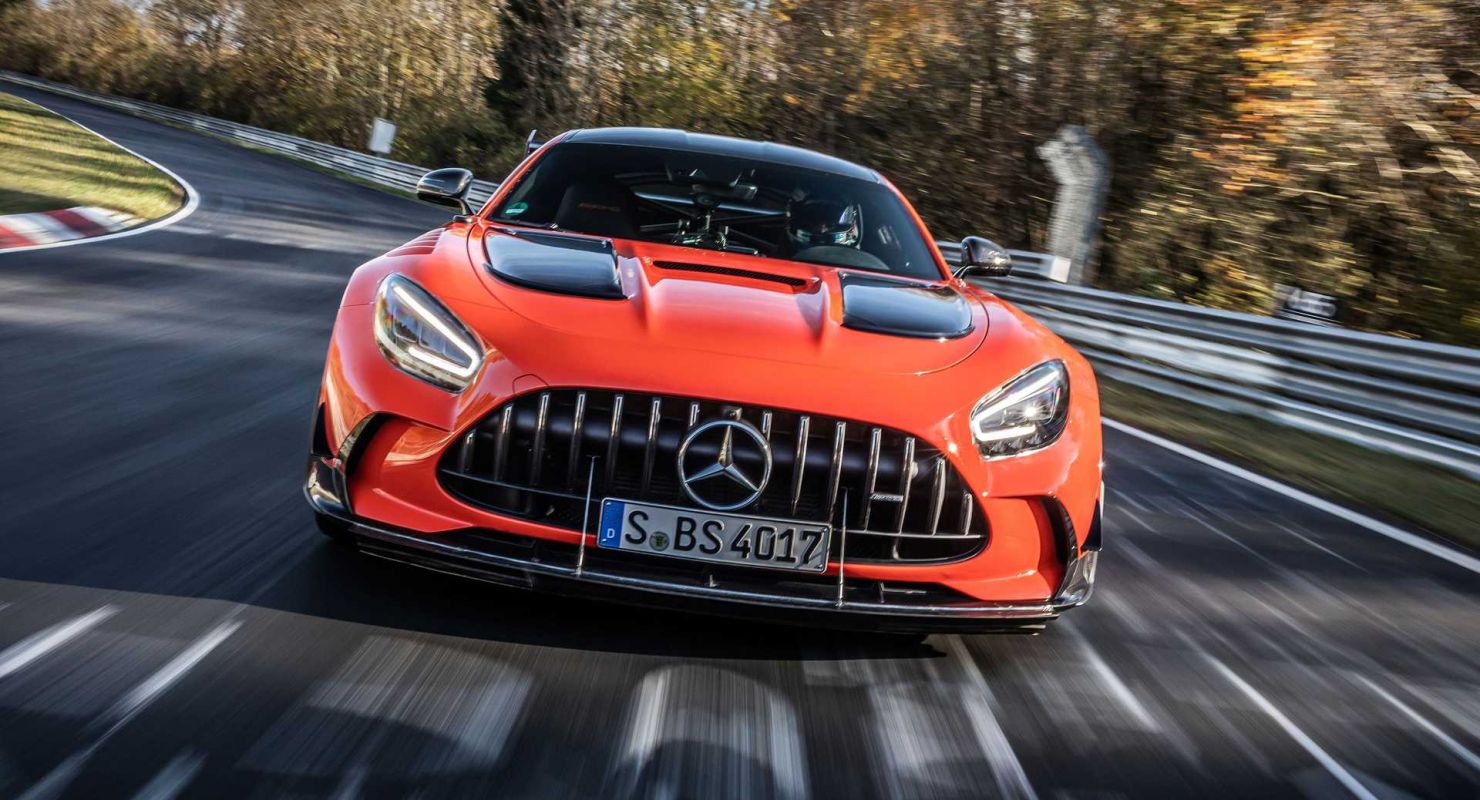 Mercedes объяснил, как AMG GT Black Series покорился рекорд Нюрбургринга Автомобили