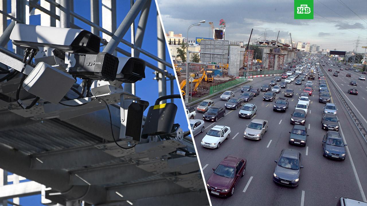 Камеры сняли тысячи говорящих по телефону водителей в Москве