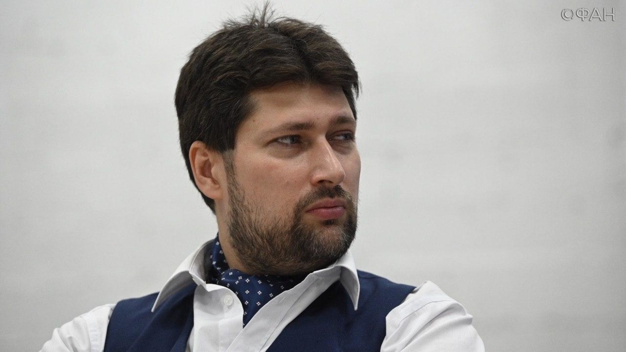 Экономист объяснил, почему Россия неизбежно уйдет от доллара Экономист объяснил, почему Россия неизбежно уйдет от доллара Экономика