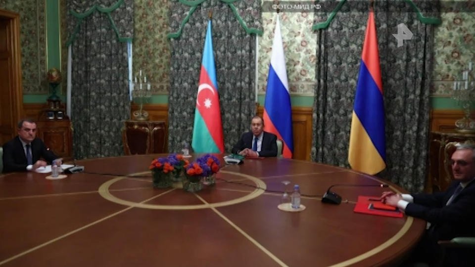 Трехсторонние переговоры по Нагорному Карабаху продолжаются 4 часа
