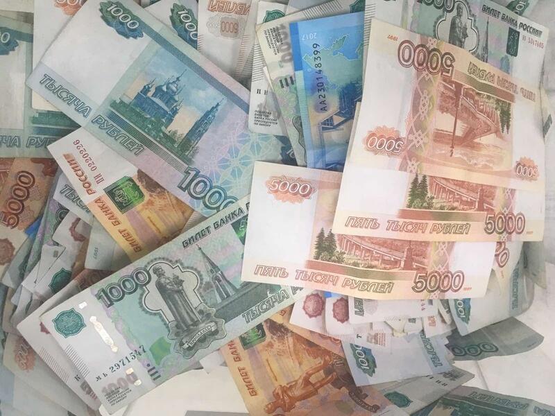 Житель Чернышевского округа потерял 2,5 миллиона рублей