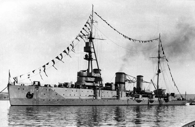 Боевые корабли. Крейсера. Красные «Светланы», которым не повезло Боевые корабли. Крейсера. Красные «Светланы», которым не повезло оружие