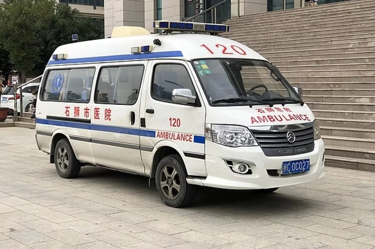 В Китае обрушение автотрассы погибли 36 человек