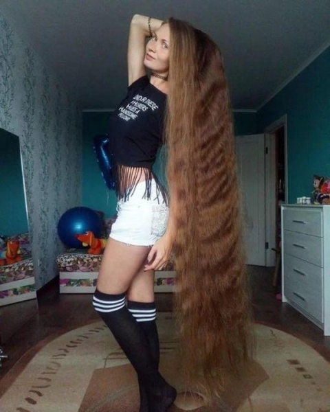 10 удивительных людей с самыми длинными волосами в мире