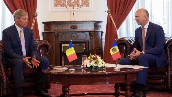 Маски сняты. Правительство Молдовы официально подчиняется Бухаресту