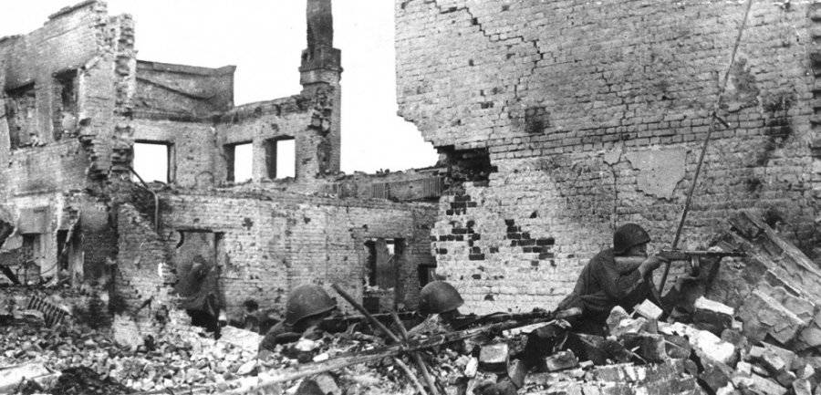 Хроники Второй мировой войны: Восточноевропейский фронт Хроники Второй мировой войны: Восточноевропейский фронт история