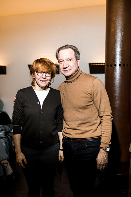 Дмитрий Певцов и Ольга Дроздова с детьми, Джаник Файзиев с дочерью и другие гости благотворительного спектакля Дмитрий Певцов и Ольга Дроздова с детьми, Джаник Файзиев с дочерью и другие гости благотворительного спектакля Стиль жизни,Благотворительность