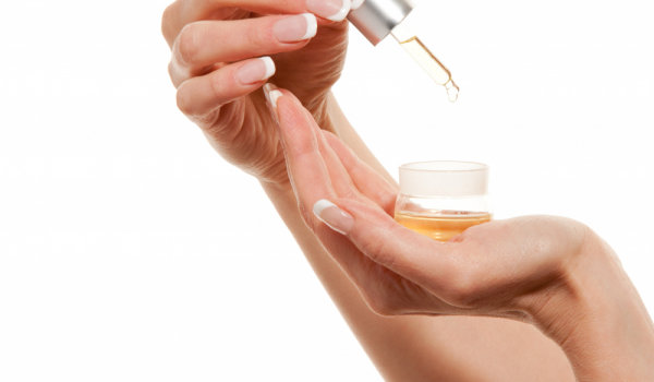 Как использовать касторовое масло для красоты