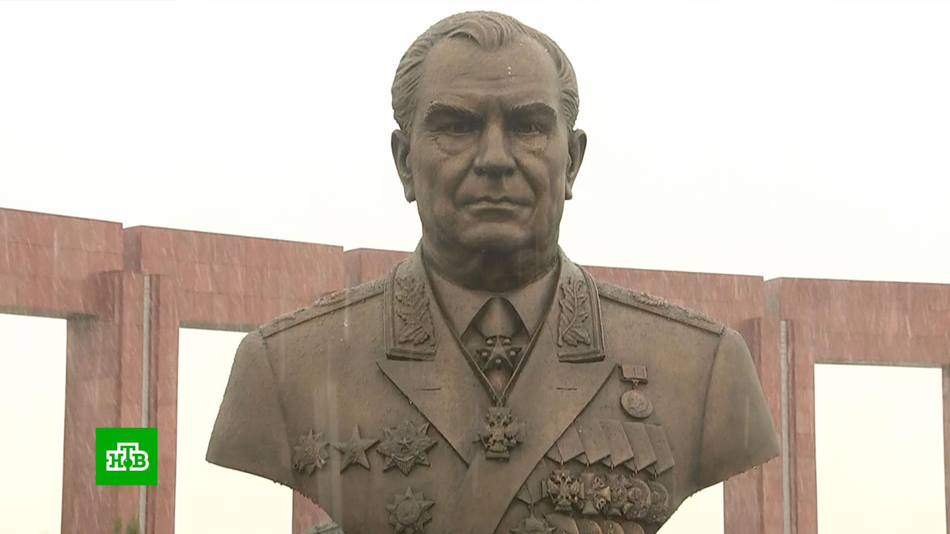 Памятник последнему маршалу СССР Язову открыли в Подмосковье