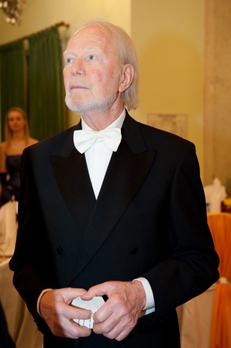 Почему Альберт Филозов последние дни жизни провёл в доме бывшей жены 