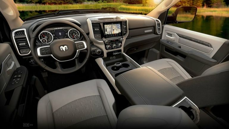 Новый грузовой пикап Dodge Ram 3500HD - с максимальным крутящим моментом 1354 Нм авто и мото