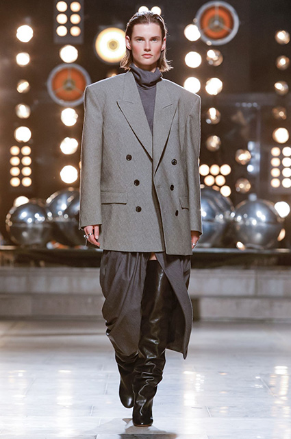 Неделя моды в Париже: Джиджи Хадид и Кайя Гербер на показе Isabel Marant осень-зима 2019/2020 Неделя моды в Париже: Джиджи Хадид и Кайя Гербер на показе Isabel Marant осень-зима 2019/2020 новости моды