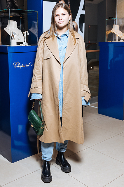 Агата Муцениеце, Виктория Дайнеко, Варвара Шмыкова и другие на премьере фильма "Не время умирать" в Москве Светская жизнь