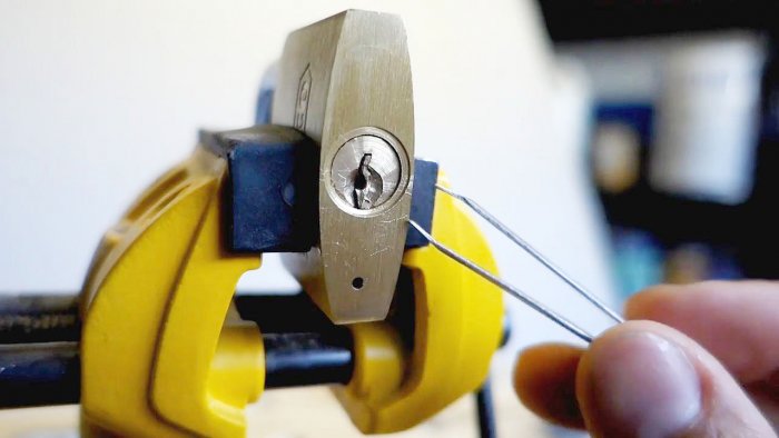 Как вытащить обломок ключа из замка ключ в замке,мастер на все руки,полезные советы