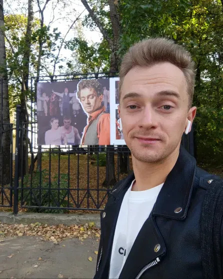 Актёр Владислав Бенграф и его жена зарезали друг друга во время ссоры Бенграф, Евгения, места, Владислав, несколько, также, трагедии, театре, женойВладислав, произошёл, мужчина, Позже, друзьями, затем, спектакле, новом, направился, подробности, квартиру, узнать