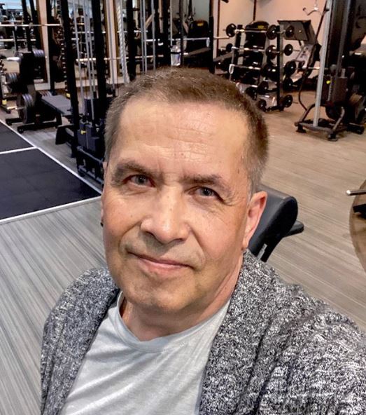 Поклонники не узнали постаревшего Расторгуева на фото Шоу бизнес