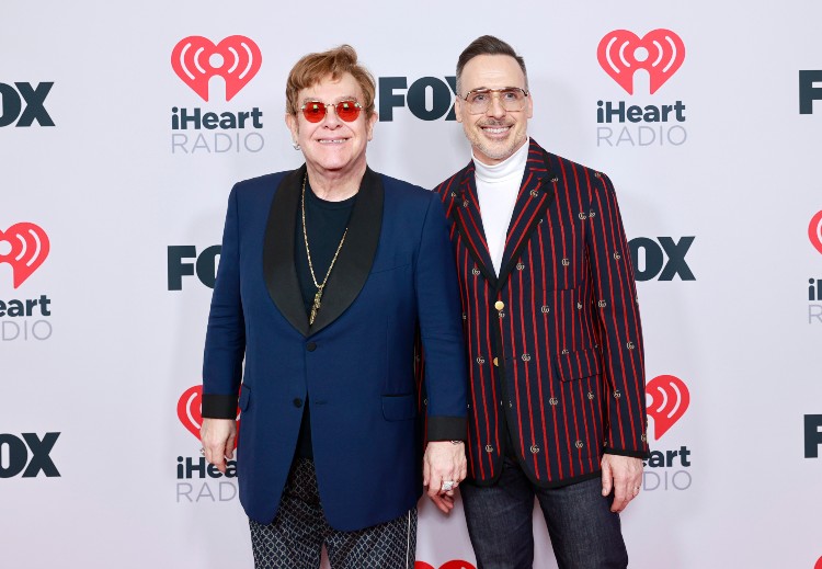 Меган Фокс, Ариана Гранде, Элтон Джон и другие на премии iHeartRadio Music Awards 2021 Меган Фокс, Ариана Гранде, Элтон Джон и другие на премии iHeartRadio Music Awards 2021 Звезды,Красная дорожка