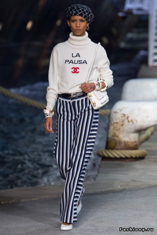Chanel 2019 круизная коллекция Chanel 2019 круизная коллекция