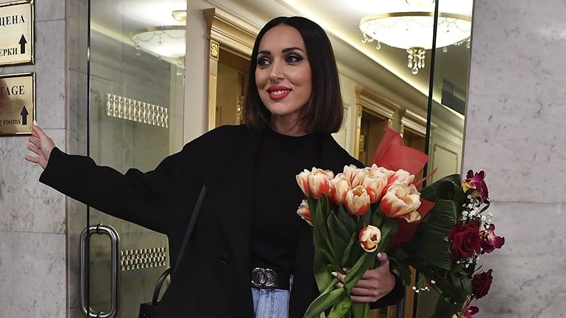 Хирург Платохин заметил последствия неудачной операции на лице Алсу