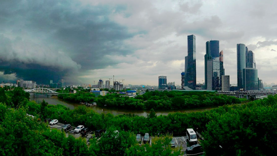 Кратковременный дождь, местами гроза и до 23°C тепла ожидаются в Москве 2 июня