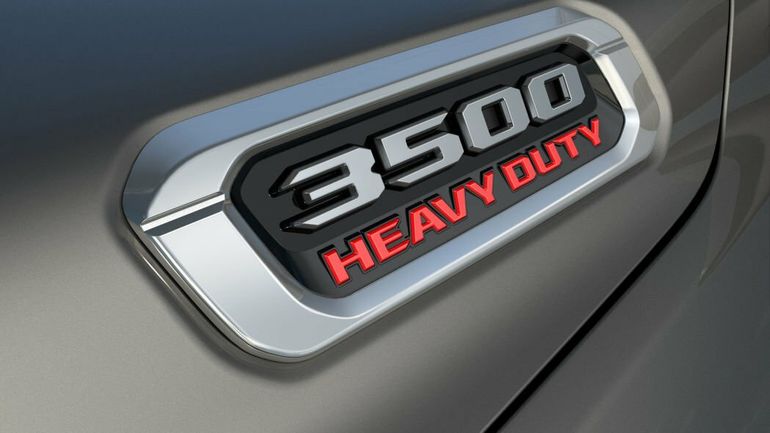 Новый грузовой пикап Dodge Ram 3500HD - с максимальным крутящим моментом 1354 Нм авто и мото