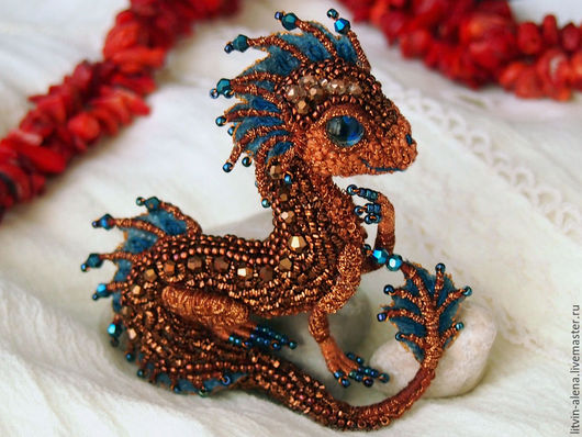 Brooches handmade. Livemaster - handmade. Buy Brooch dragon "Maya". Brooch beads. Embroidered dragon. Copper dragon.Teeny dragon