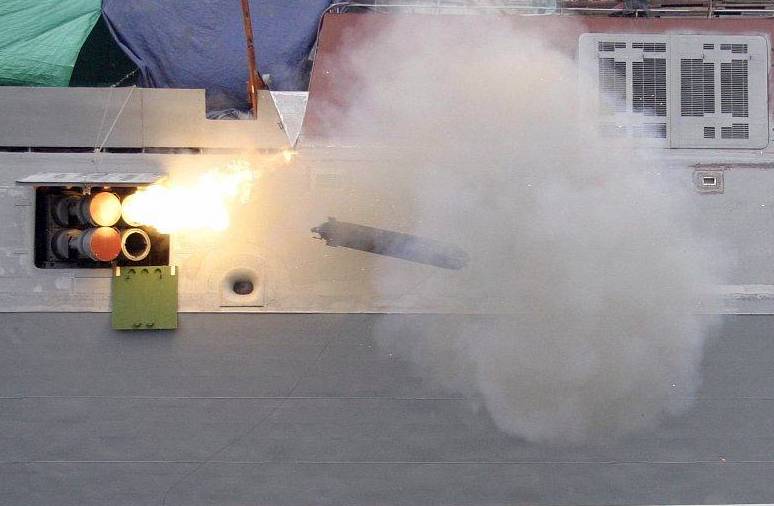 Лёгкий торпедный аппарат. Нам нужно это оружие, но у нас его нет Лёгкий торпедный аппарат. Нам нужно это оружие, но у нас его нет вмф,оружие