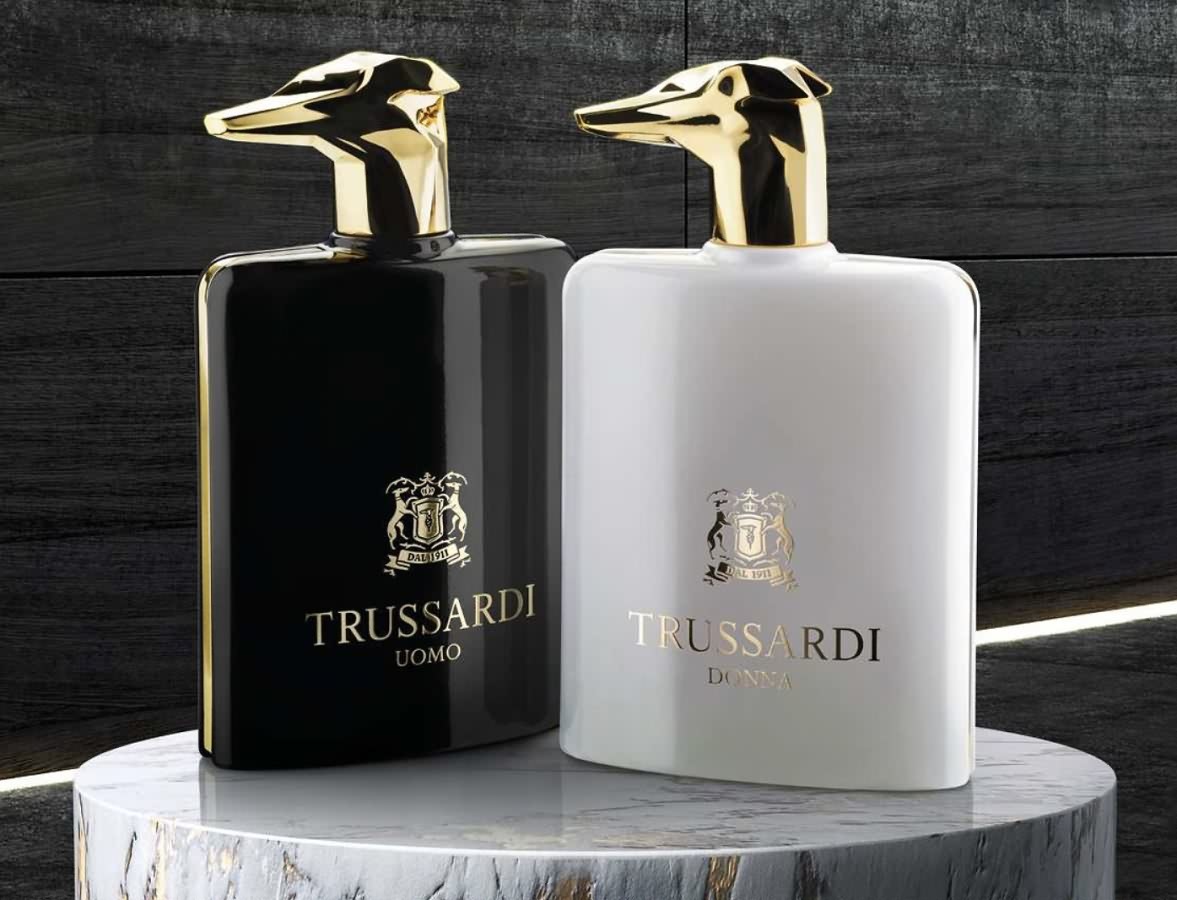 Trussardi donna levriero. Труссарди новая коллекция 2021. Труссарди Eau de Parfum. Труссарди Донна Левриеро. Труссарди духи 2021.