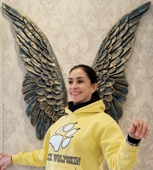 На крыльях счастья и любви.