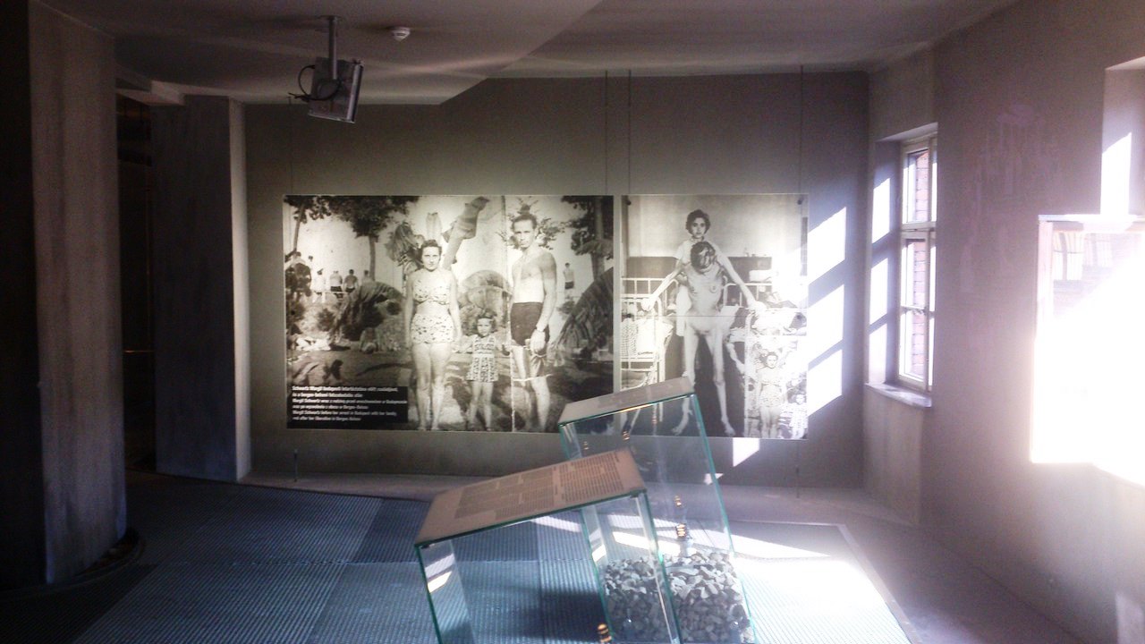 Поездка в Освенцим: город с тысячей шрамов 