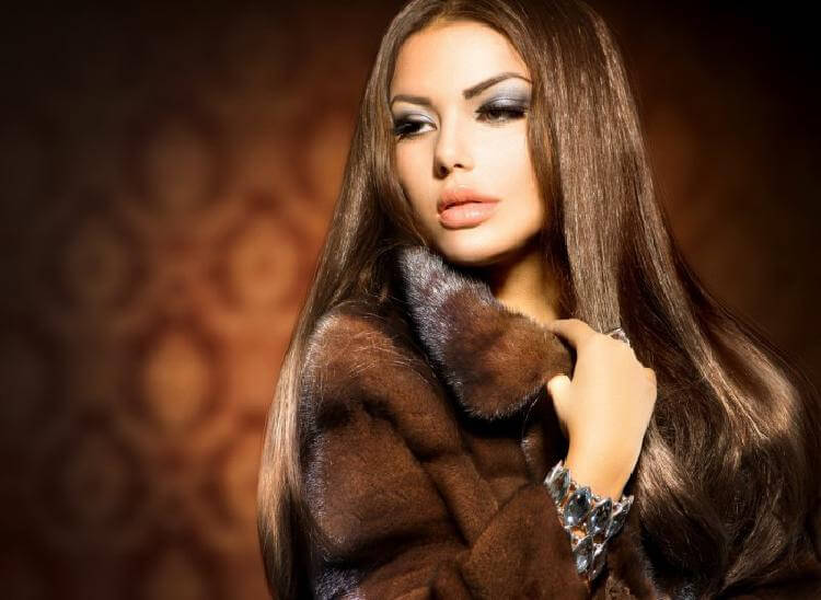 Покажите даме вашу самую дорогую норковую шубу