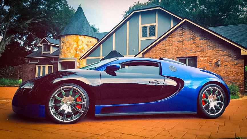Американец превратил старую развалюху в точную копию Bugatti Veyron