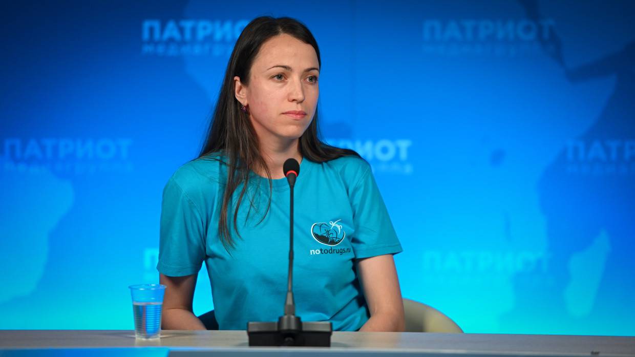 Лидеры «Мира без наркотиков» обсудили пропаганду запрещенных веществ среди звезд Лидеры «Мира без наркотиков» обсудили пропаганду запрещенных веществ среди звезд Общество