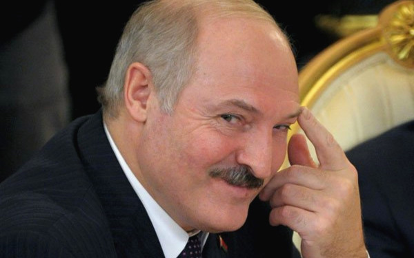 Александр Лукашенко снова взялся за старое