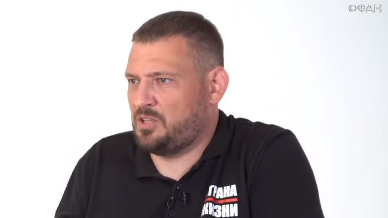 Блогер Тихановский предстал перед судом Белоруссии. События дня Видео