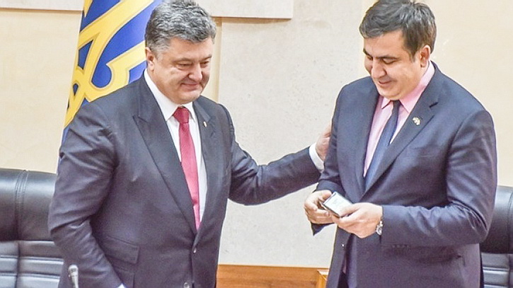 Саакашвили пошел на сговор с Порошенко?