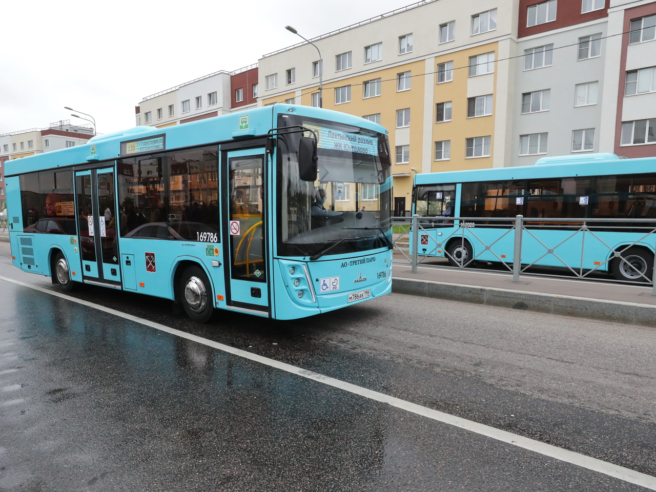 автобусы в санкт петербурге