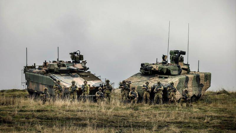 Австралия заказала южнокорейские БМП AS21 Redback Австралия заказала южнокорейские БМП AS21 Redback оружие