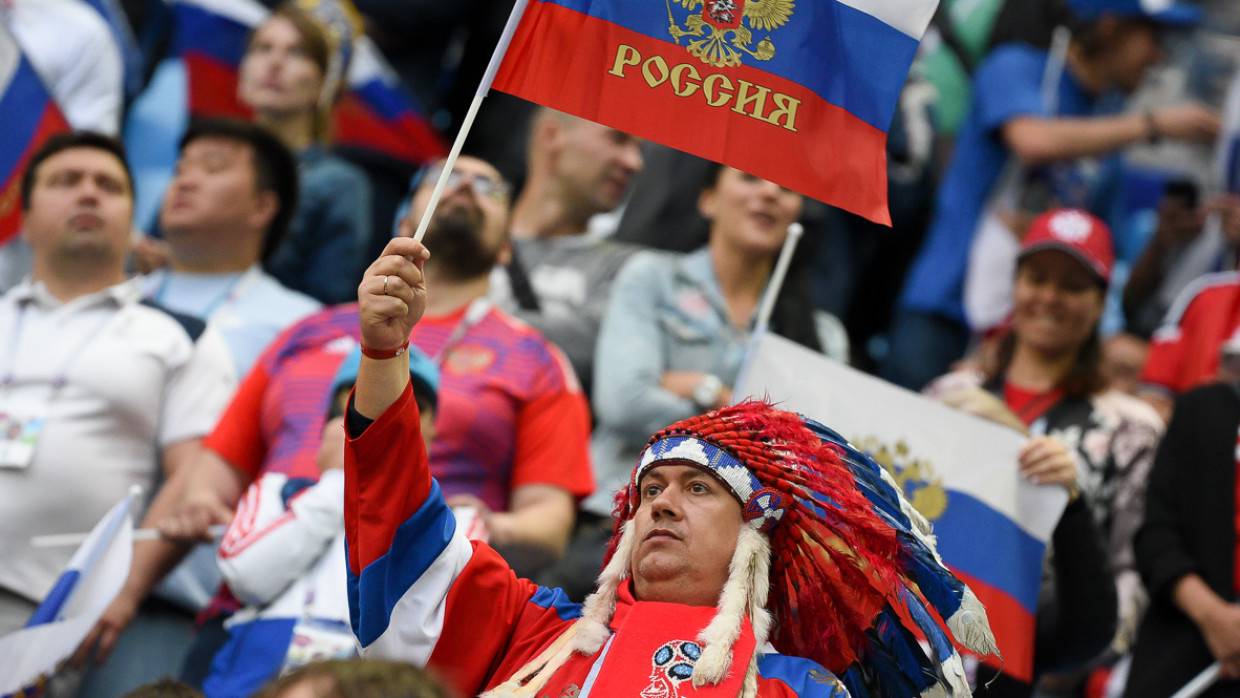 Футбольных фанатов привлекли к ответственности за массовую драку на матче Россия — Кипр