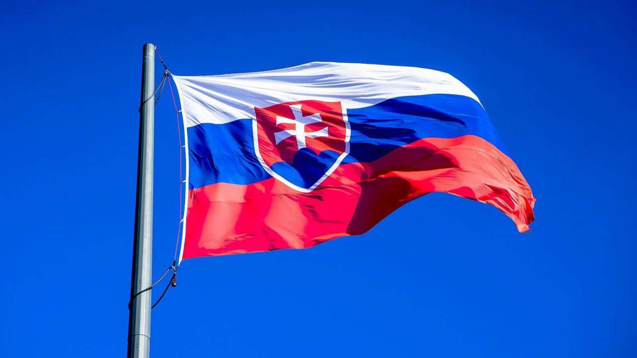 Власти Словакии намерены поставить Украине самоходные гаубицы Zuzana Армия,Украина