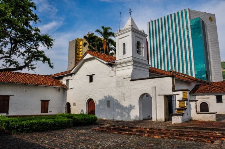 15 городов мира, в которых туристам точно не поздоровится