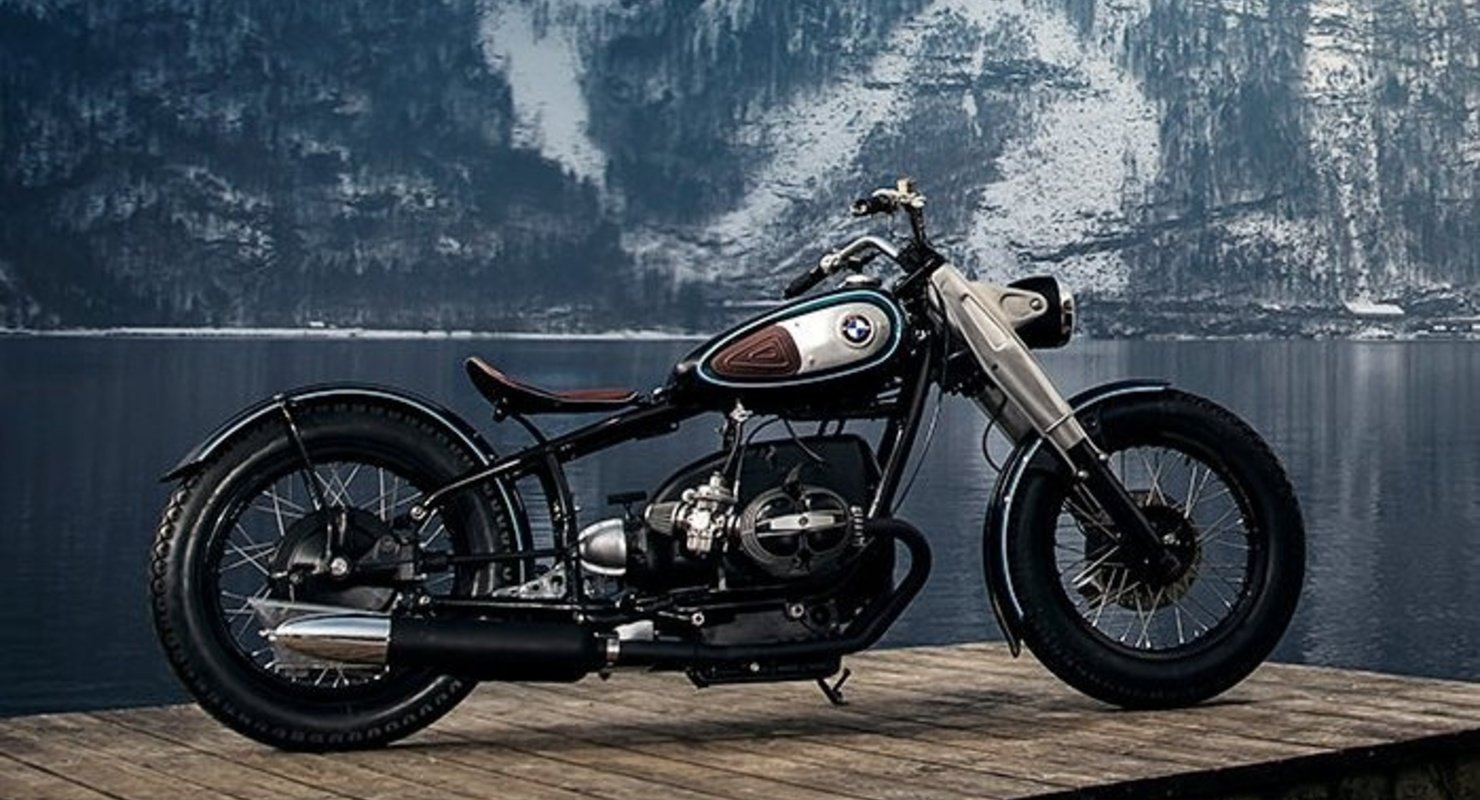 Старый мотоцикл 1950 года преобразили в стильный боббер