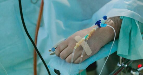 «Спортивный и здоровый» мужчина пожаловался на проблемы со стулом — и умер через две недели