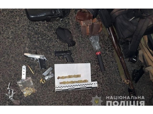 Украинцы, власть, оружие Украинцы, власть, оружие украина