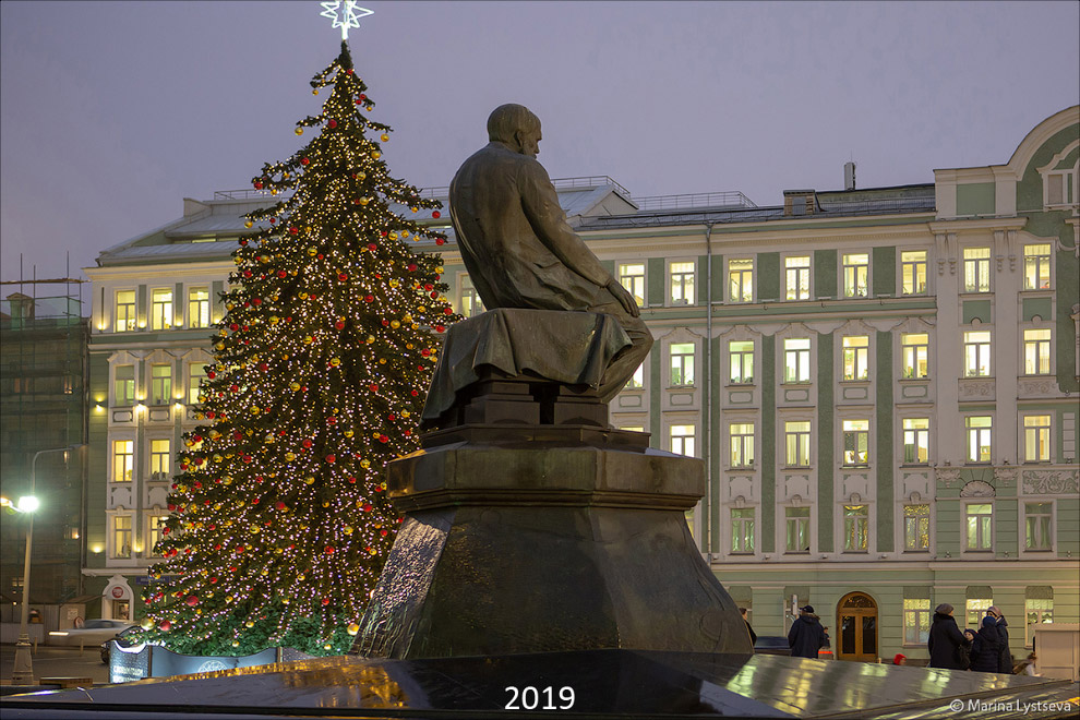 Москва-2009 vs. Москва-2019 Новый, Сейчас, Фотографии, Тверская, парковка, Арбат2009, бульвар, Тверской, Арбат2019, Достоевкий, Есенин, Тверском, Никитский, Дурова, ворота, Перекрёсток, мечеть, Соборная, строится, песня»