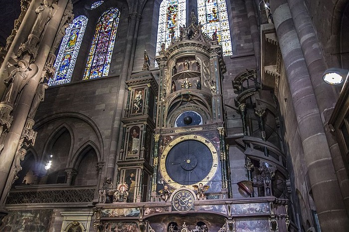 30-метровые часы Страсбургского собора - шедевр эпохи Возрождения