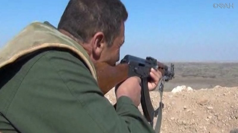 Сирия сегодня: США перебросили в САР системы HIMARS, бои с ИГ в Хомсе, стычки САА с курдами в Ракке